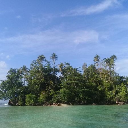 Nusa Nalan Beach Resort Rumah Olat ภายนอก รูปภาพ