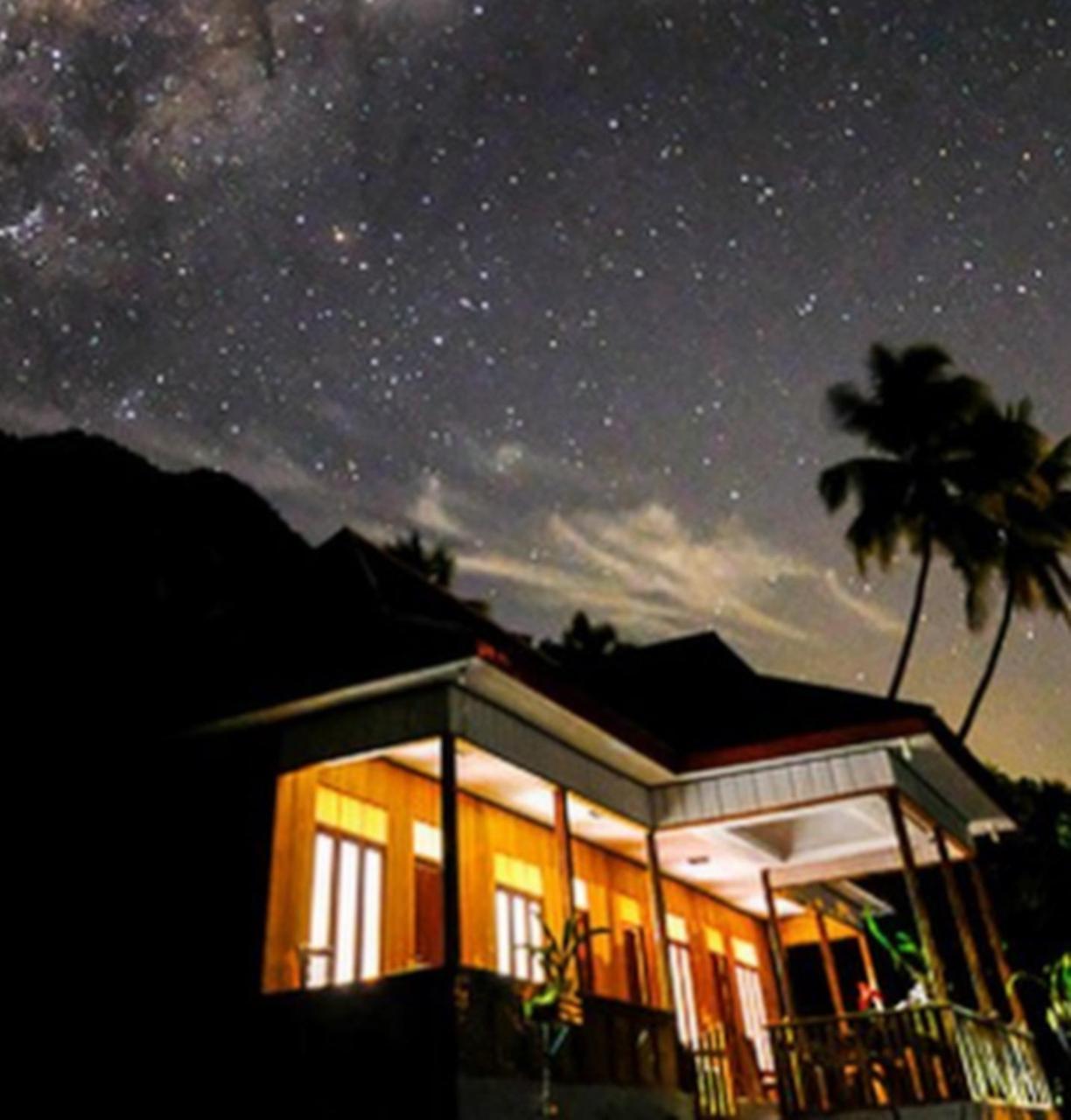 Nusa Nalan Beach Resort Rumah Olat ภายนอก รูปภาพ